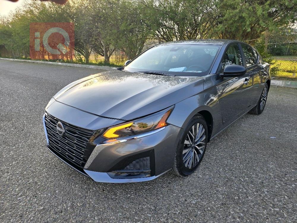 نیسان ئەلتیما